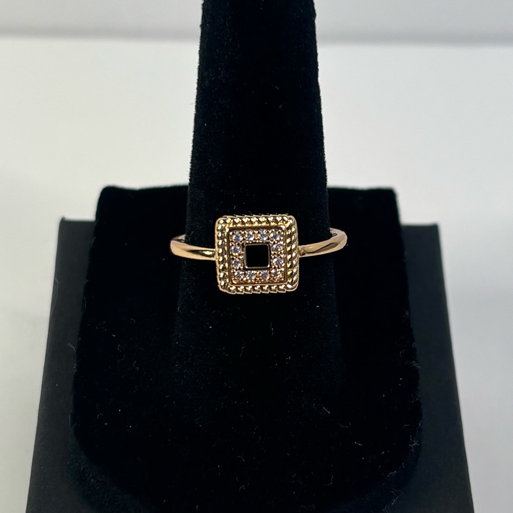 18k rose gold-plated frame cutout ring